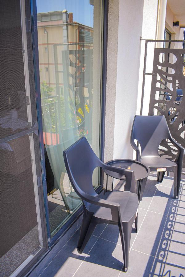 Casa Topaz Mamaia Nord ナボダリ エクステリア 写真